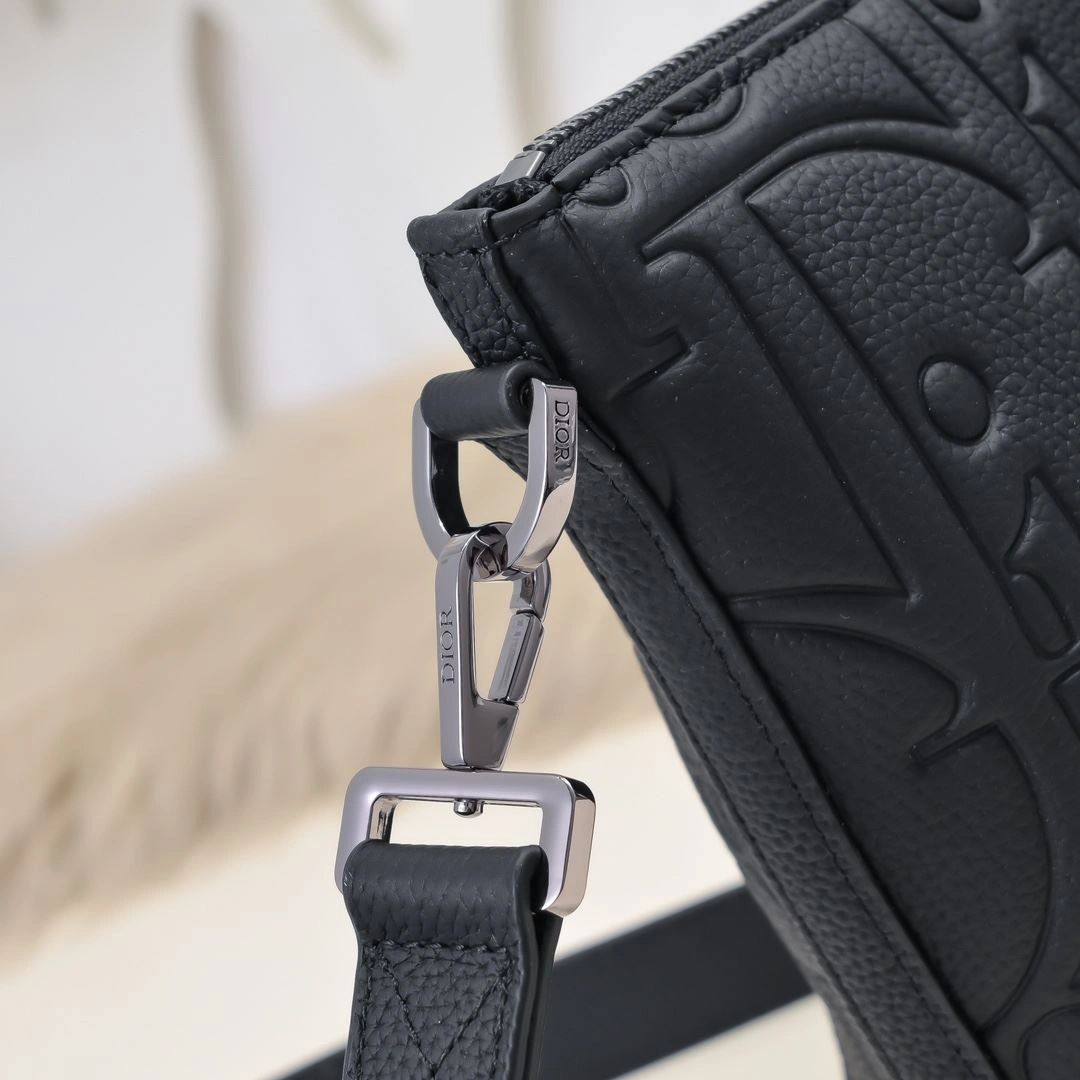 Comfortable Christian Dior Top Handle Bags 91158
