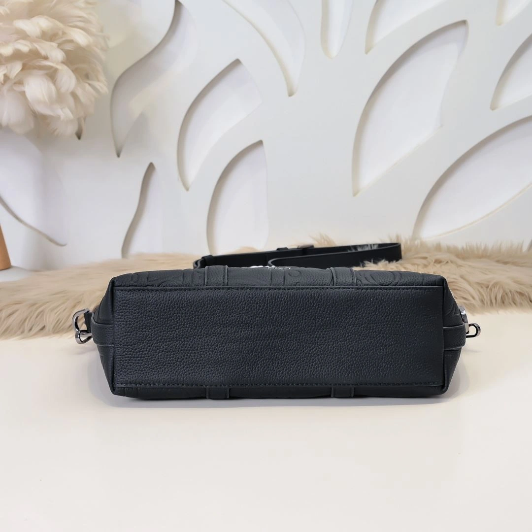 Comfortable Christian Dior Top Handle Bags 91158