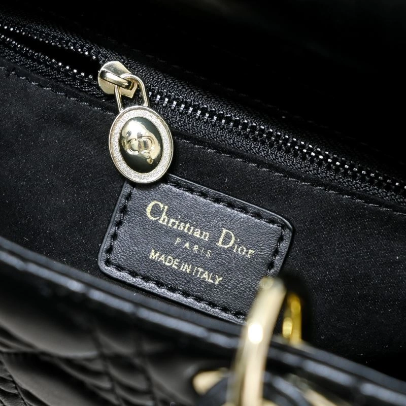 Versatile Christian Dior Top Handle Bags 87632