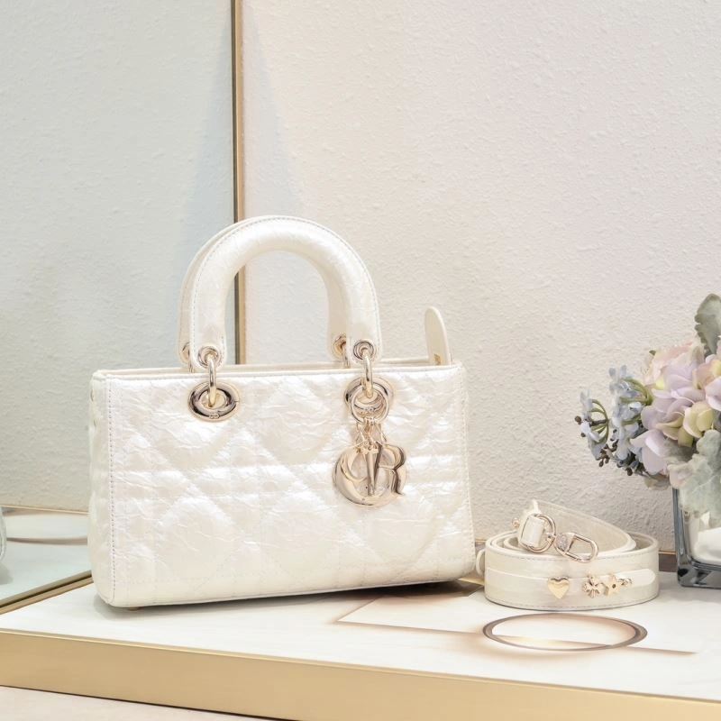 Reliable Christian Dior Top Handle Bags 87554