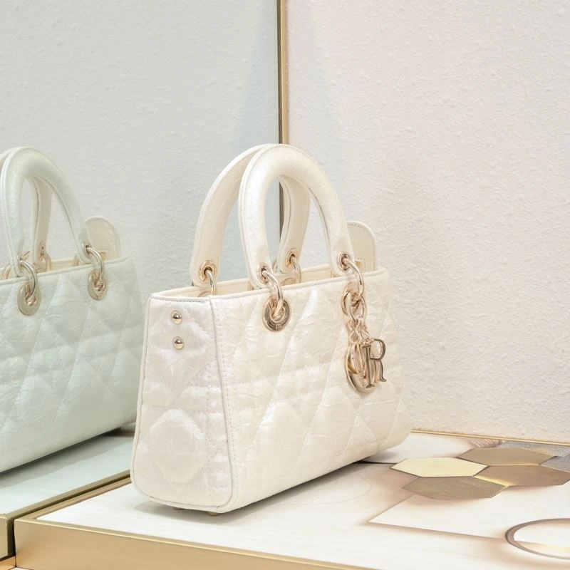 Reliable Christian Dior Top Handle Bags 87554