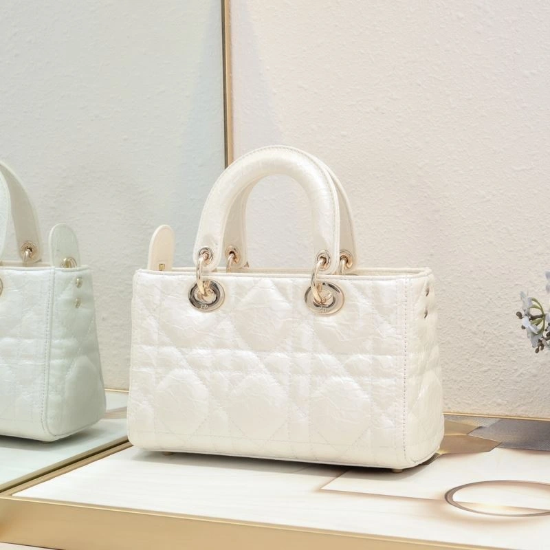 Reliable Christian Dior Top Handle Bags 87554