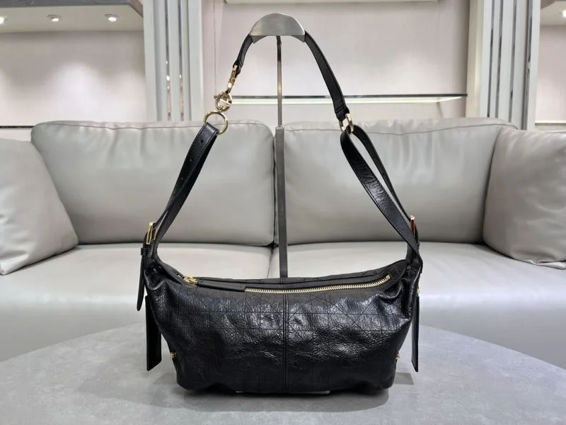Trendsetting Christian Dior Top Handle Bags 46794