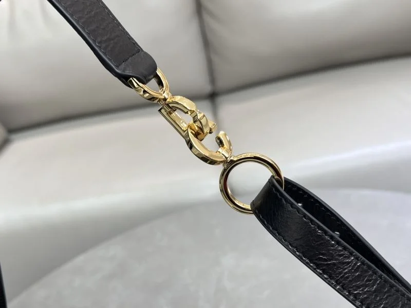 Trendsetting Christian Dior Top Handle Bags 46794