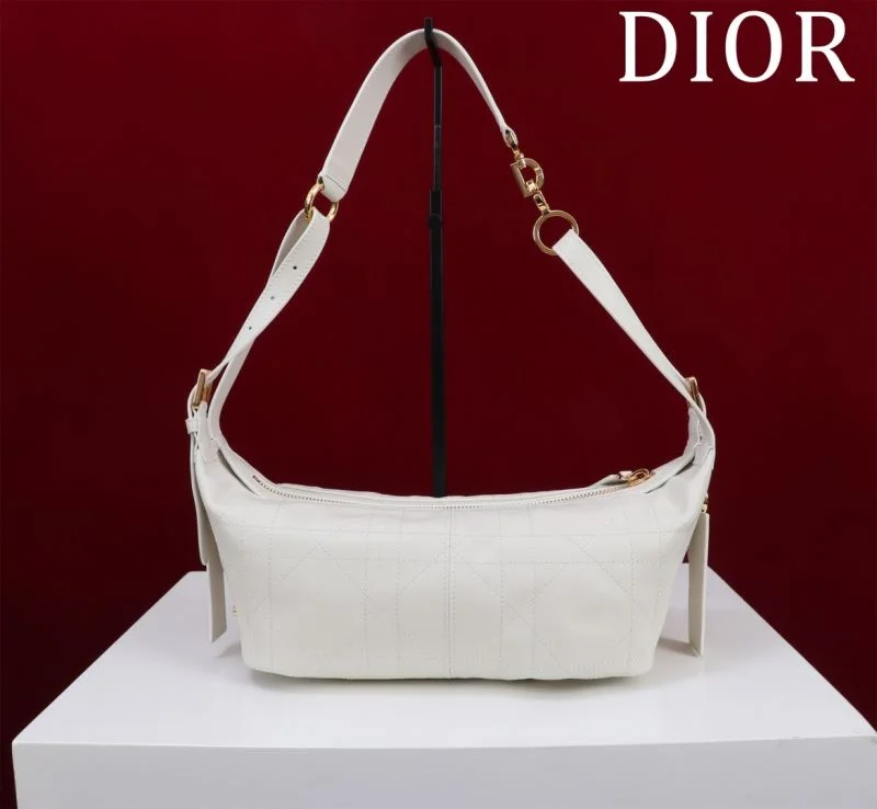 Christian Dior Top Handle Bags WellDesigned 46790