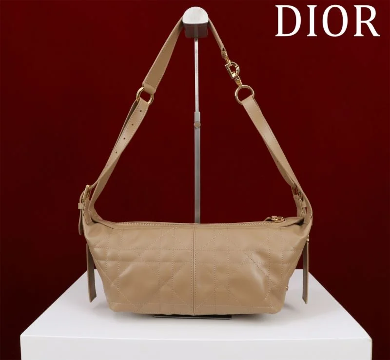 Attractive Christian Dior Top Handle Bags 46785