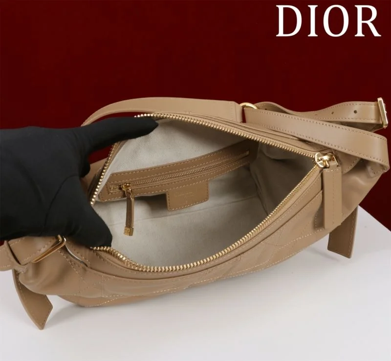 Attractive Christian Dior Top Handle Bags 46785