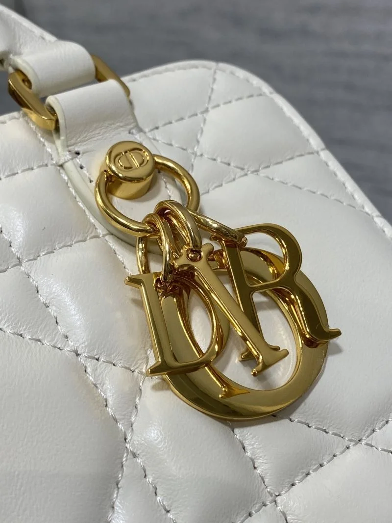 Attractive Christian Dior Top Handle Bags 46810