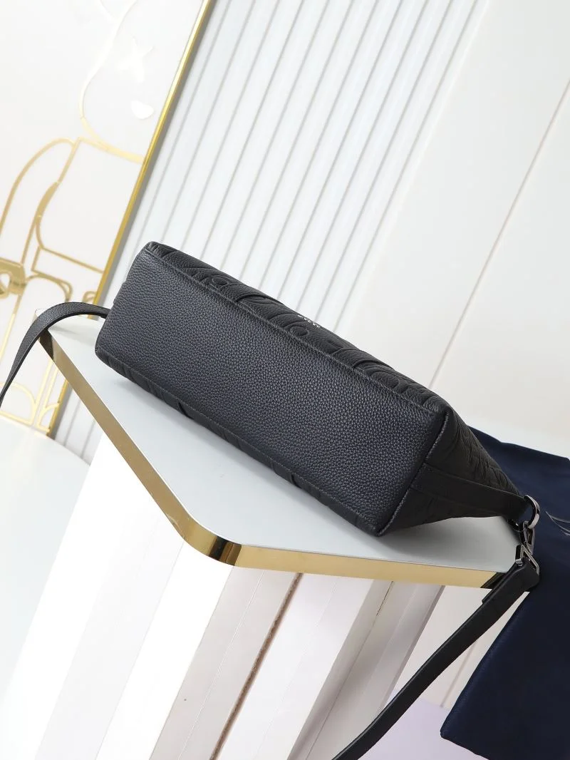 Christian Dior Top Handle Bags Snug 46763