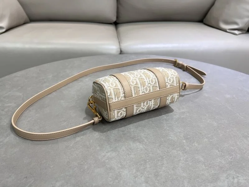 Christian Dior Top Handle Bags ModernLook 46762