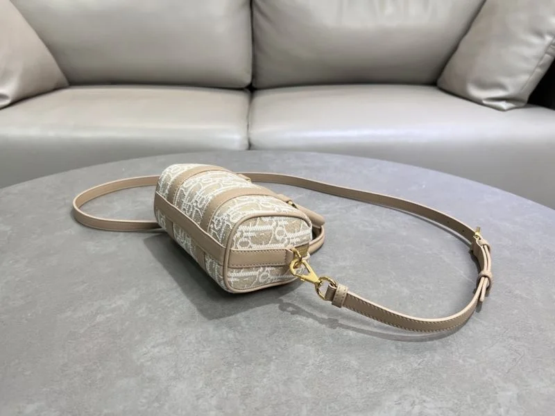Christian Dior Top Handle Bags ModernLook 46762