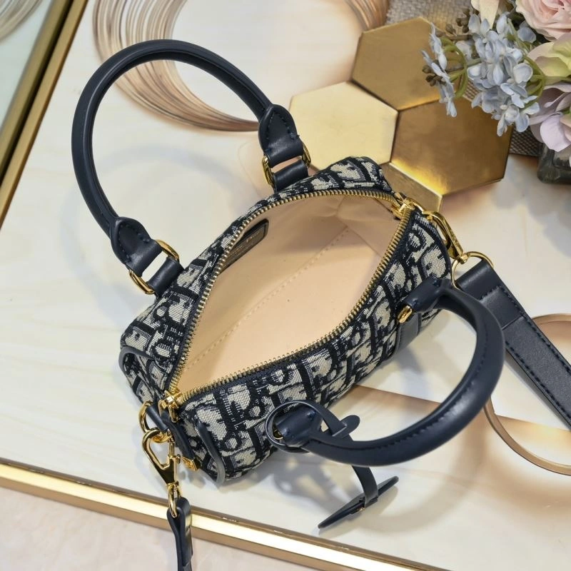 Christian Dior Top Handle Bags Snug 85511