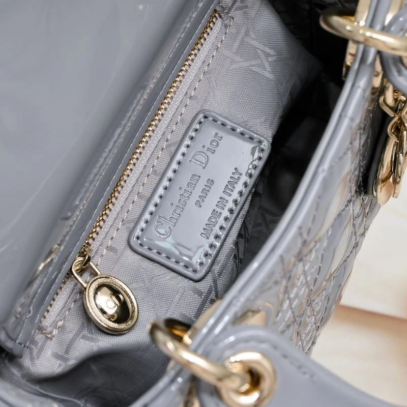 Christian Dior Top Handle Bags TechFriendly 85497