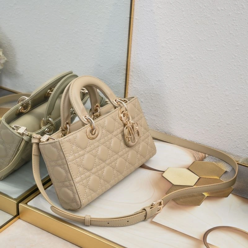 HighQuality Christian Dior Top Handle Bags 85471