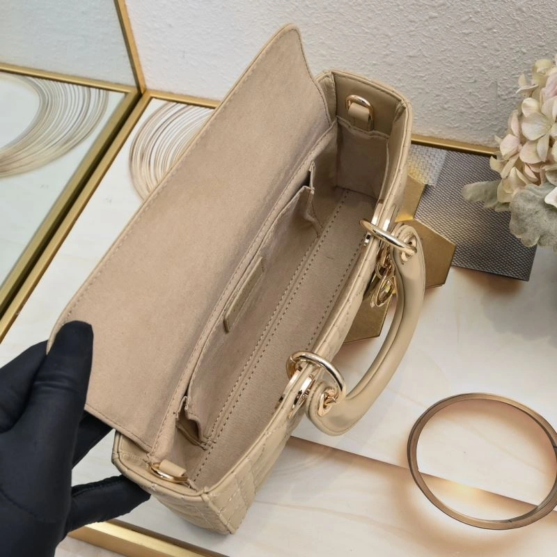 HighQuality Christian Dior Top Handle Bags 85471