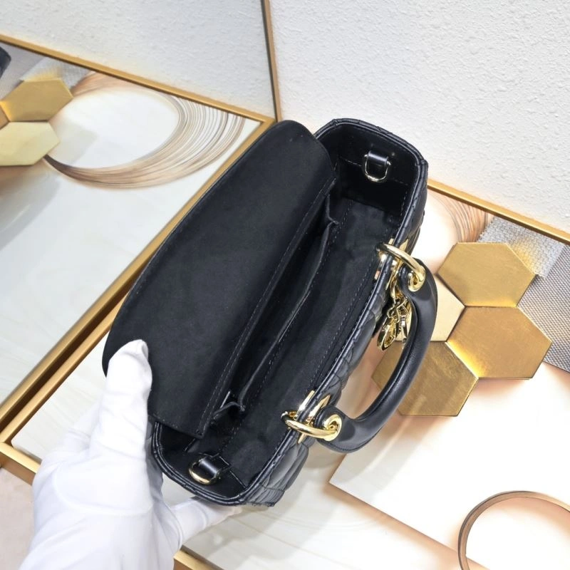 WellDesigned Christian Dior Top Handle Bags 85481