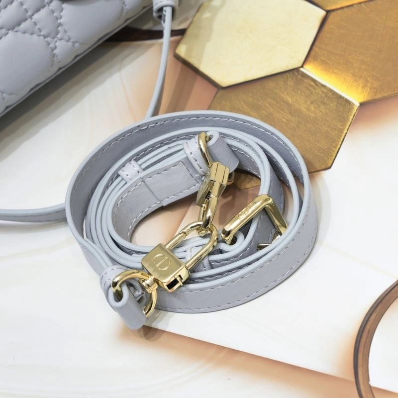 Unique Christian Dior Top Handle Bags 85478