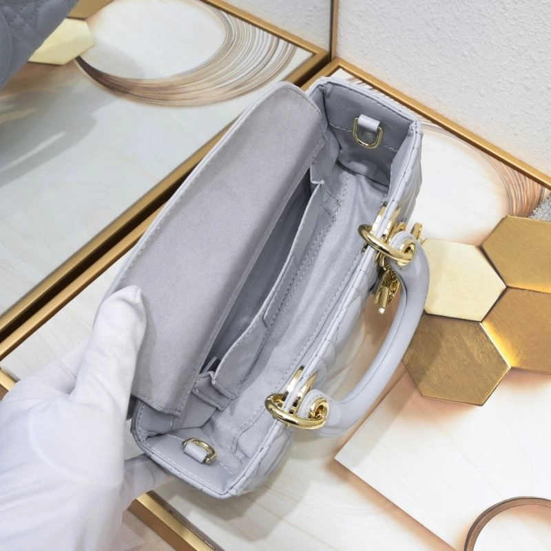 Unique Christian Dior Top Handle Bags 85478