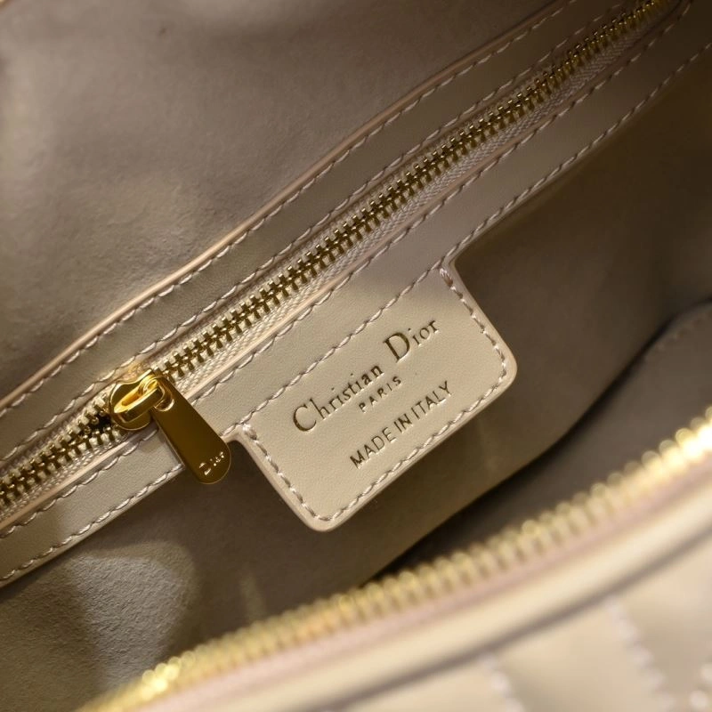 ZipUp Christian Dior Top Handle Bags 85532