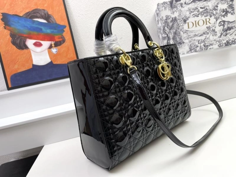 Fashionable Christian Dior Top Handle Bags 84209