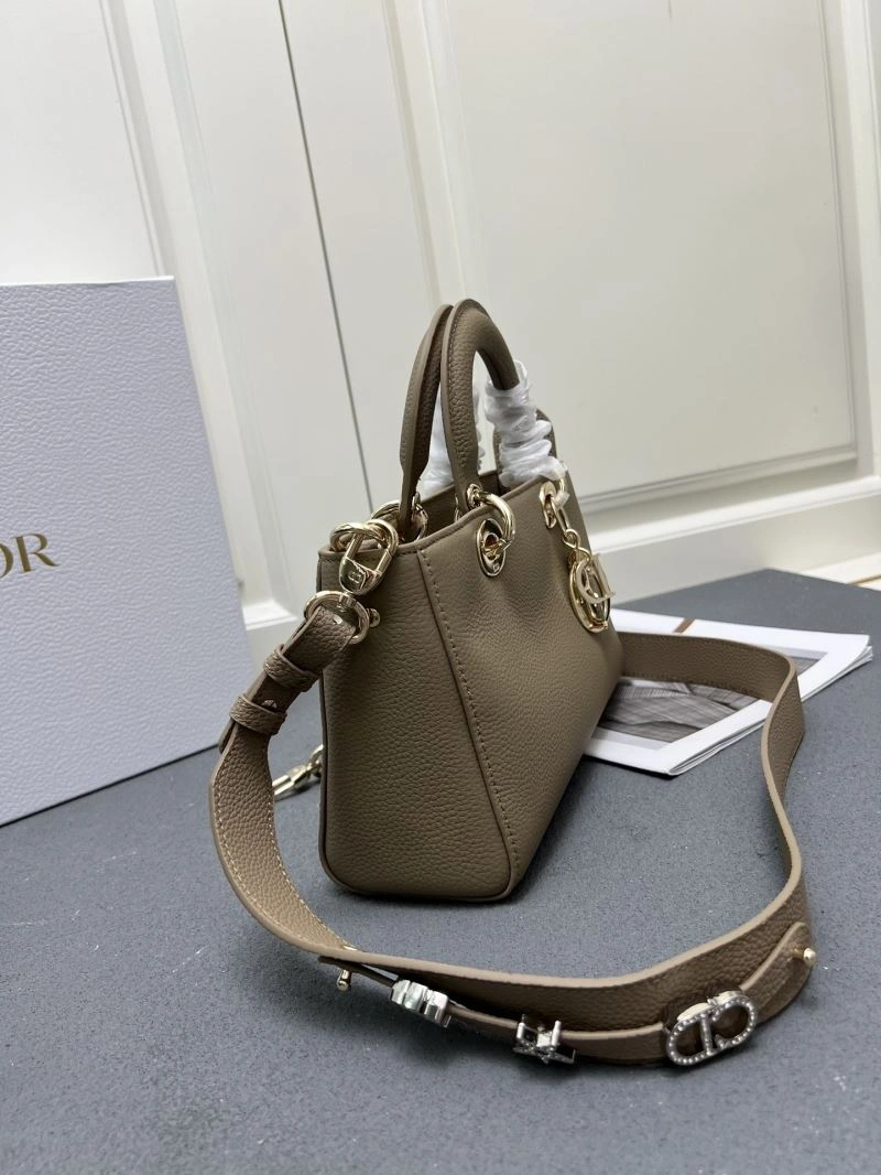 Breathable Christian Dior Top Handle Bags 84190