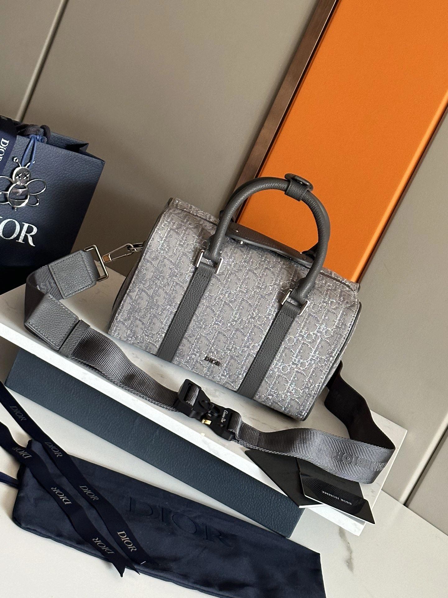 HighQuality Christian Dior Top Handle Bags 92169