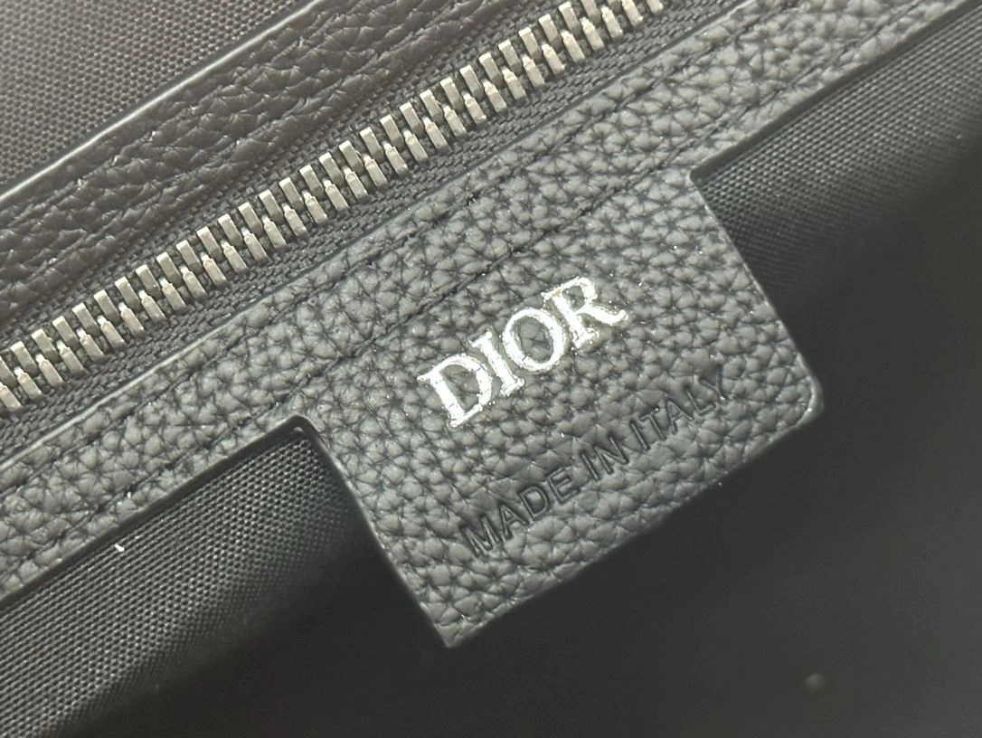 Stretchable Christian Dior Top Handle Bags 92166