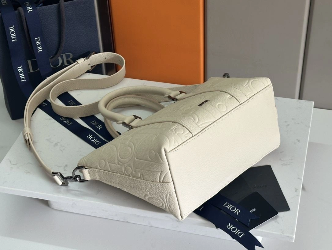 Christian Dior Top Handle Bags FashionForward 92165