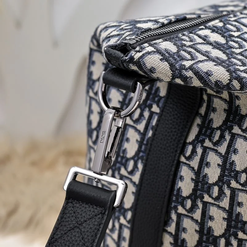 Trendsetting Christian Dior Top Handle Bags 46147