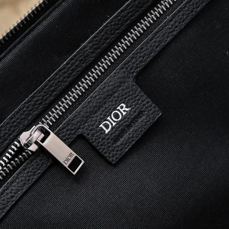 Trendsetting Christian Dior Top Handle Bags 46147