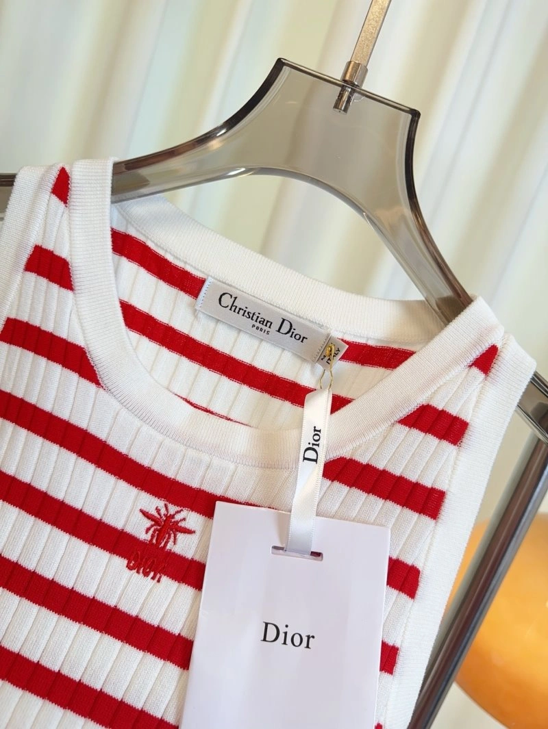 Cozy Christian Dior Vest 112627