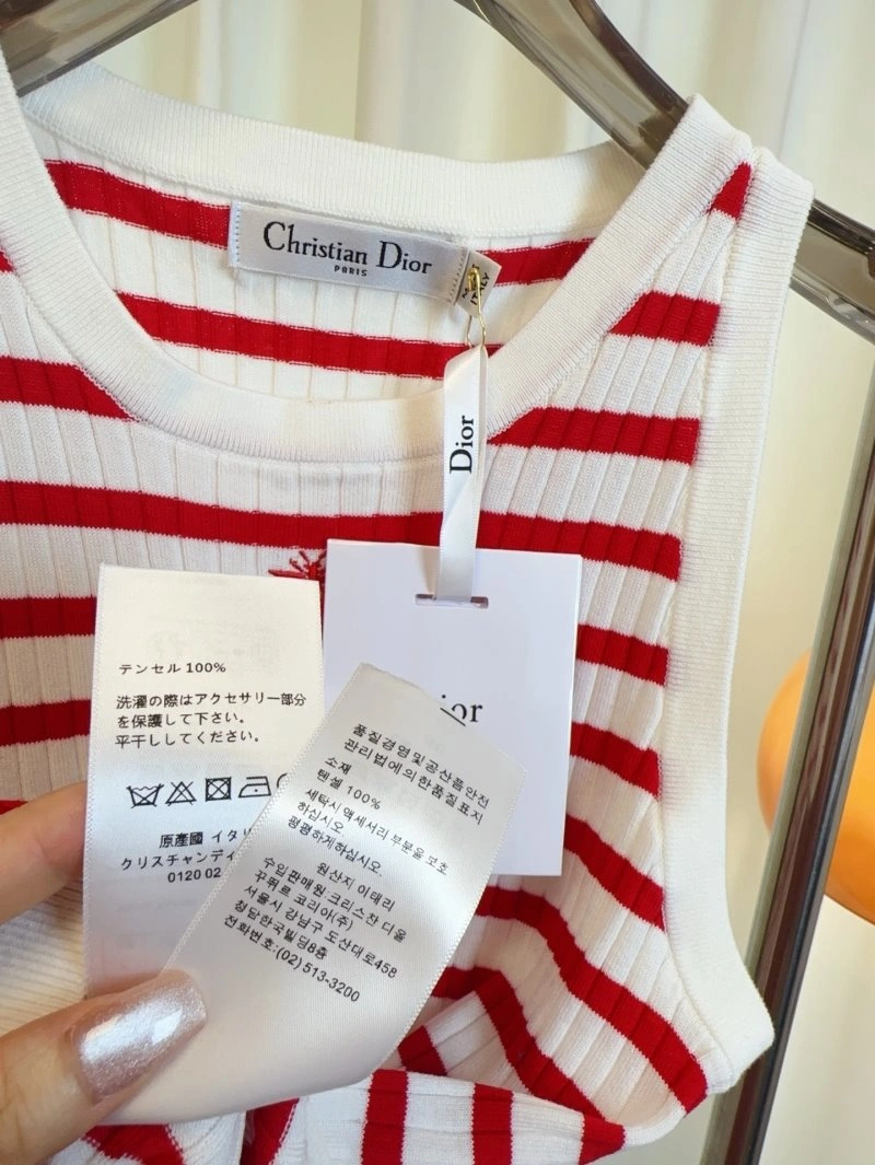 Cozy Christian Dior Vest 112627