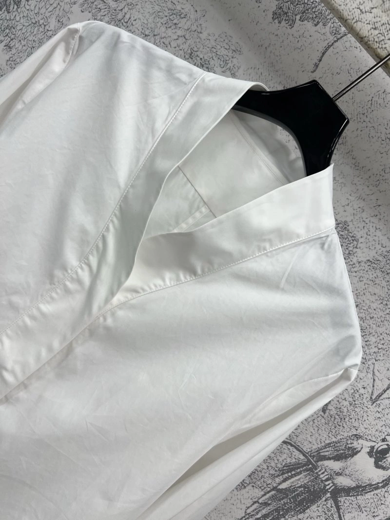 Contemporary Christian Dior Vest 111616