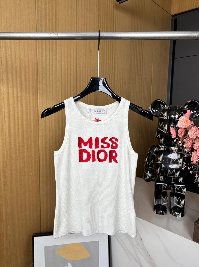 Versatile Christian Dior Vest 111589