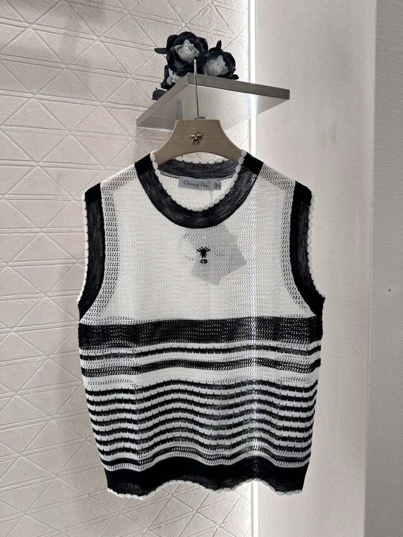 Functional Christian Dior Vest 113417