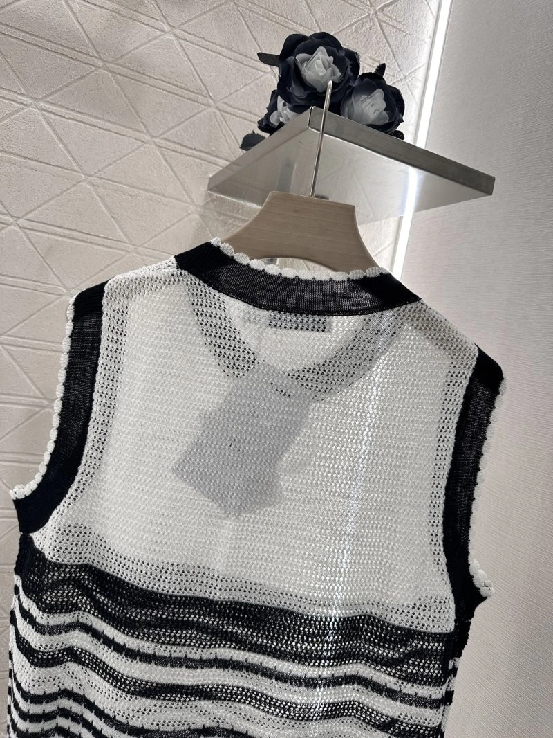 Functional Christian Dior Vest 113417