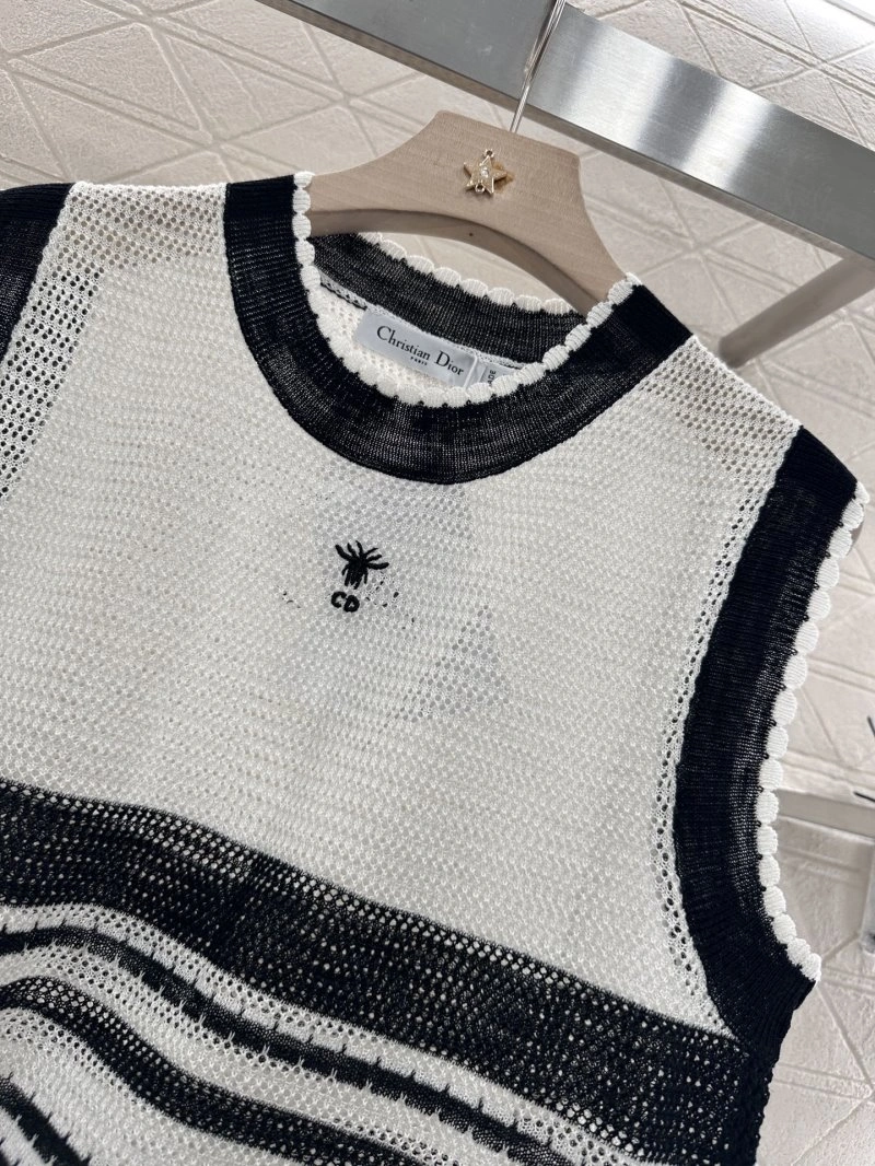 Functional Christian Dior Vest 113417