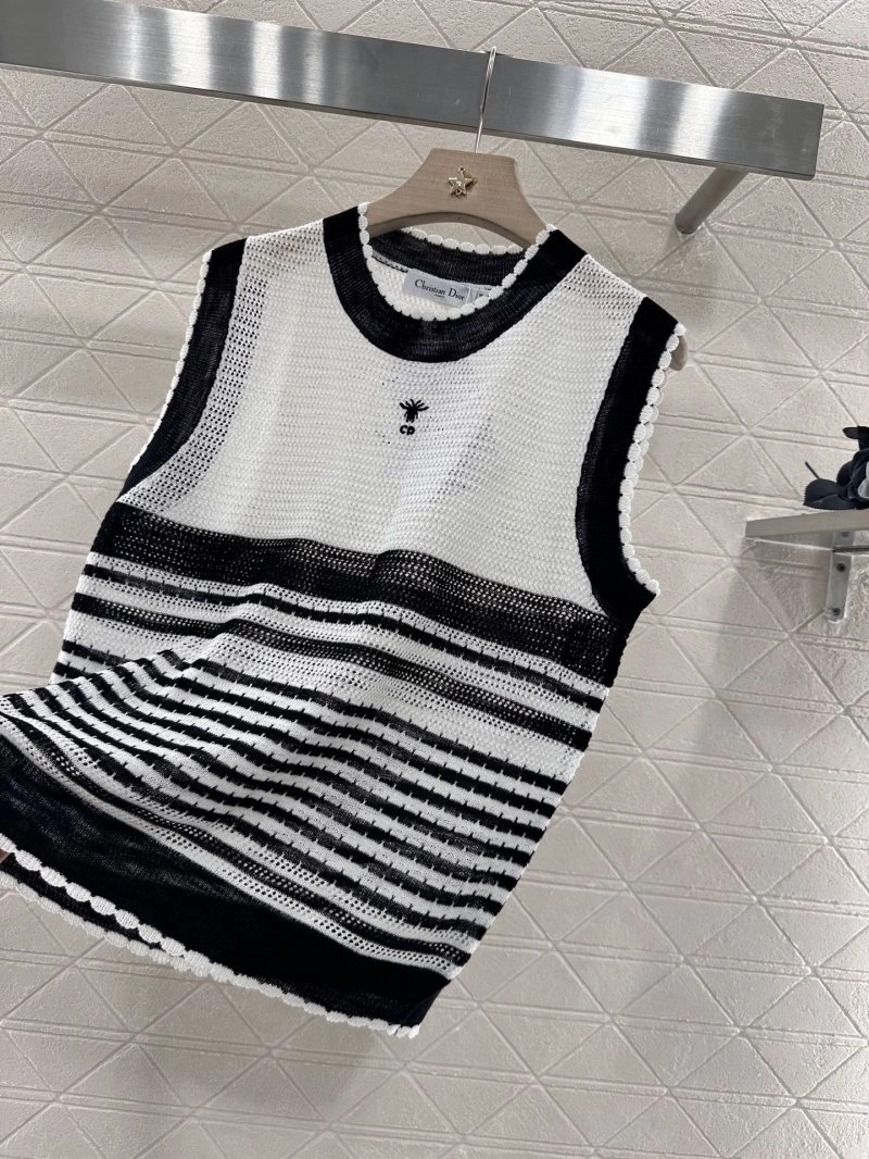 Functional Christian Dior Vest 113417