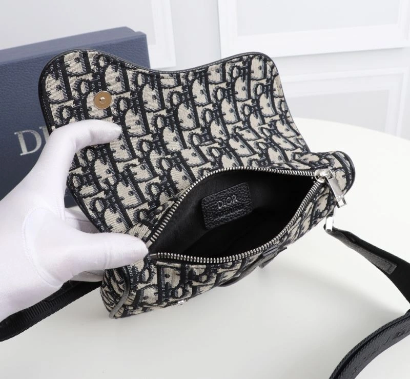 Christian Dior Waist Chest Packs Sleek 76875