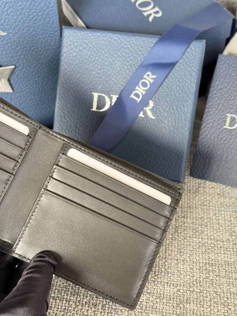 Sophisticated Christian Dior Wallet 75463