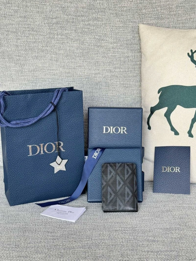 UrbanChic Christian Dior Wallet 75448