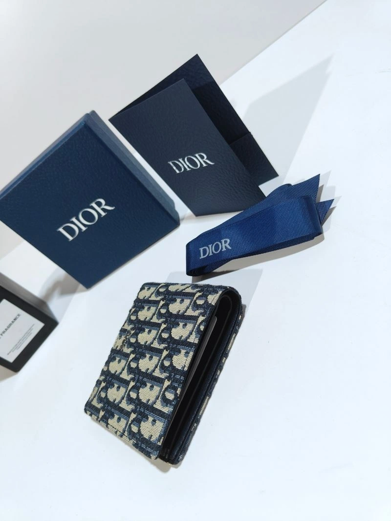 Sophisticated Christian Dior Wallet 75427