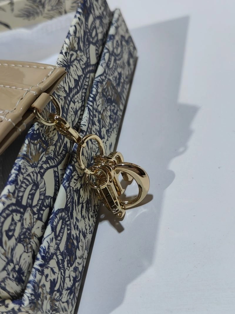 Compact Christian Dior Wallet 75411