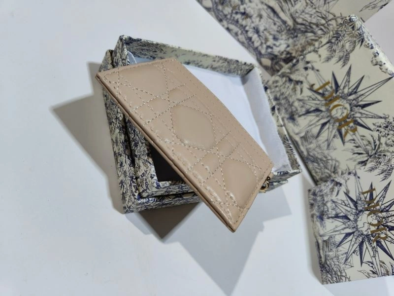 UrbanChic Christian Dior Wallet 75380