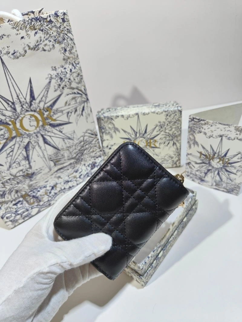 Elegant Christian Dior Wallet 75387