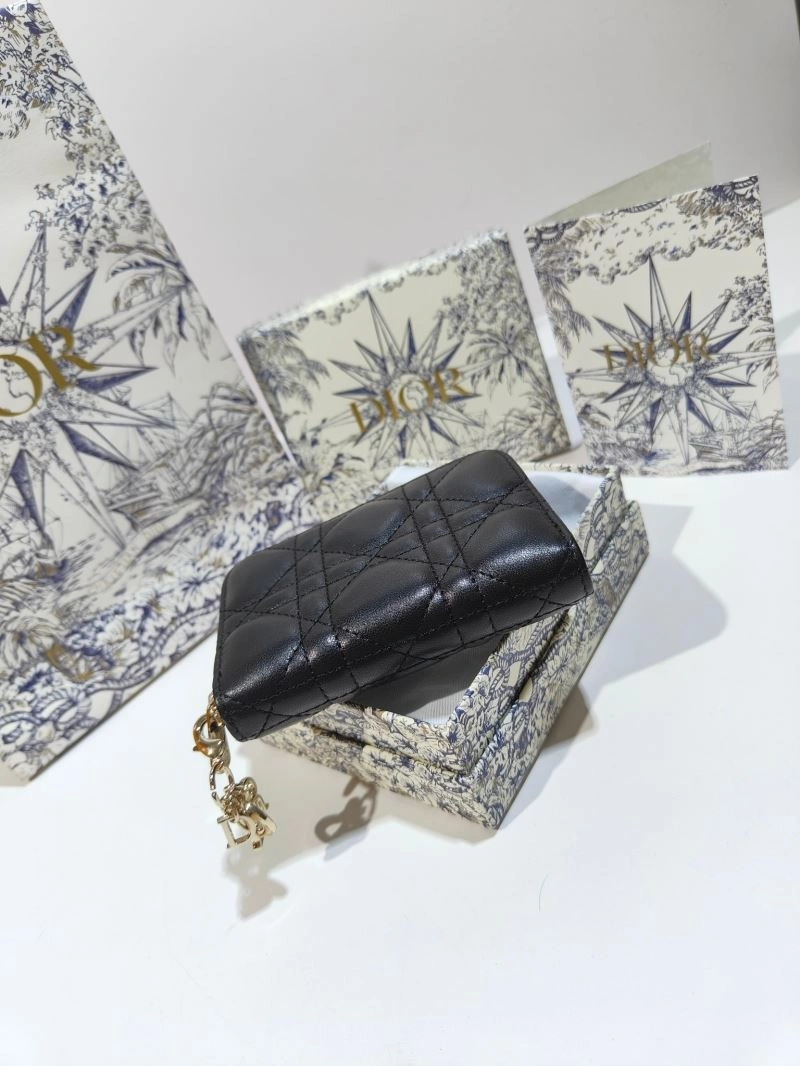 Elegant Christian Dior Wallet 75387
