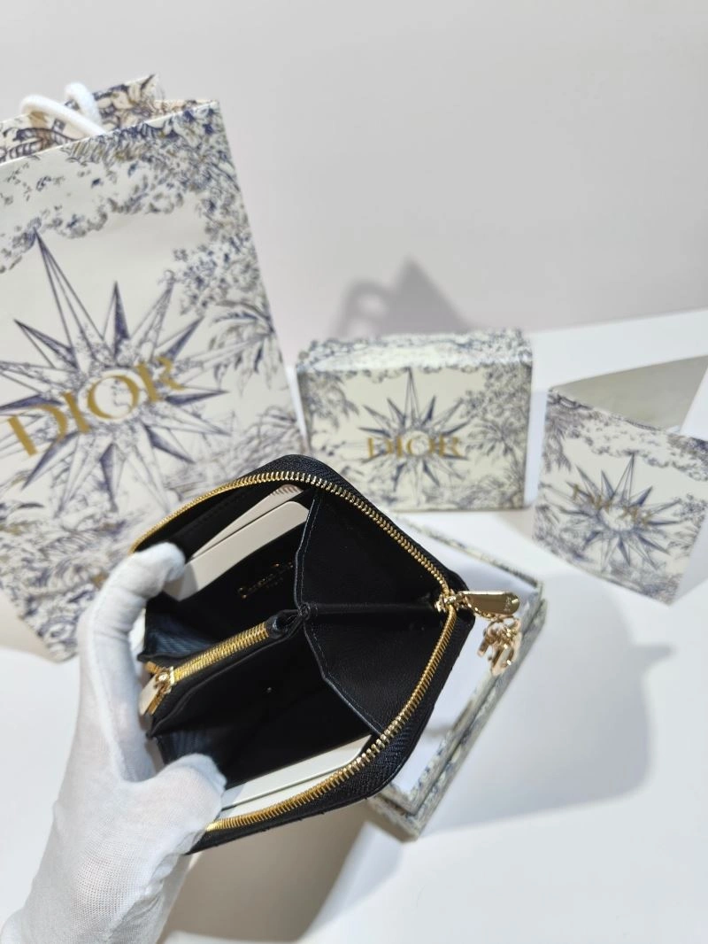 Elegant Christian Dior Wallet 75387