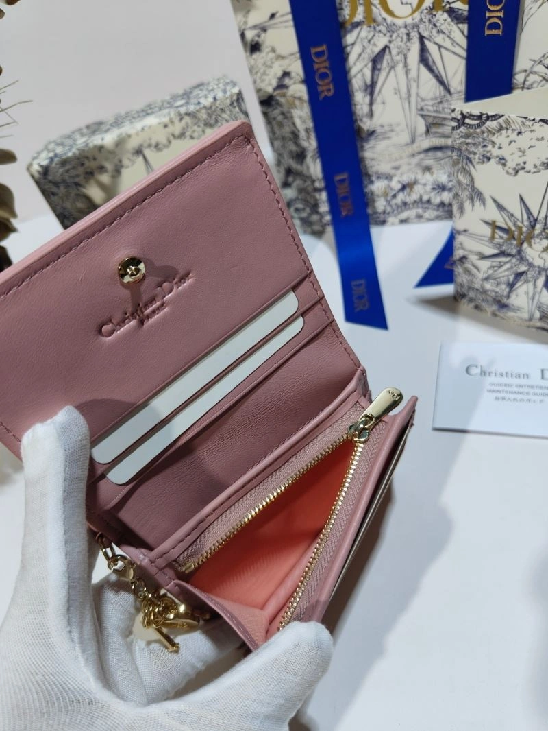 UrbanChic Christian Dior Wallet 73815