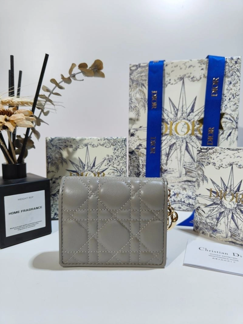 Functional Christian Dior Wallet 73865