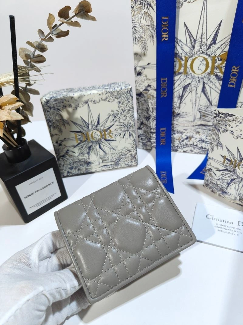 Functional Christian Dior Wallet 73865